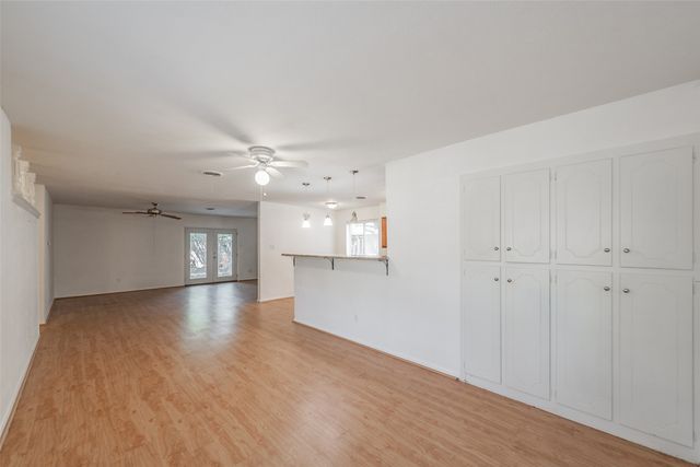 602 Buffalo Drive, Arlington, TX 76013