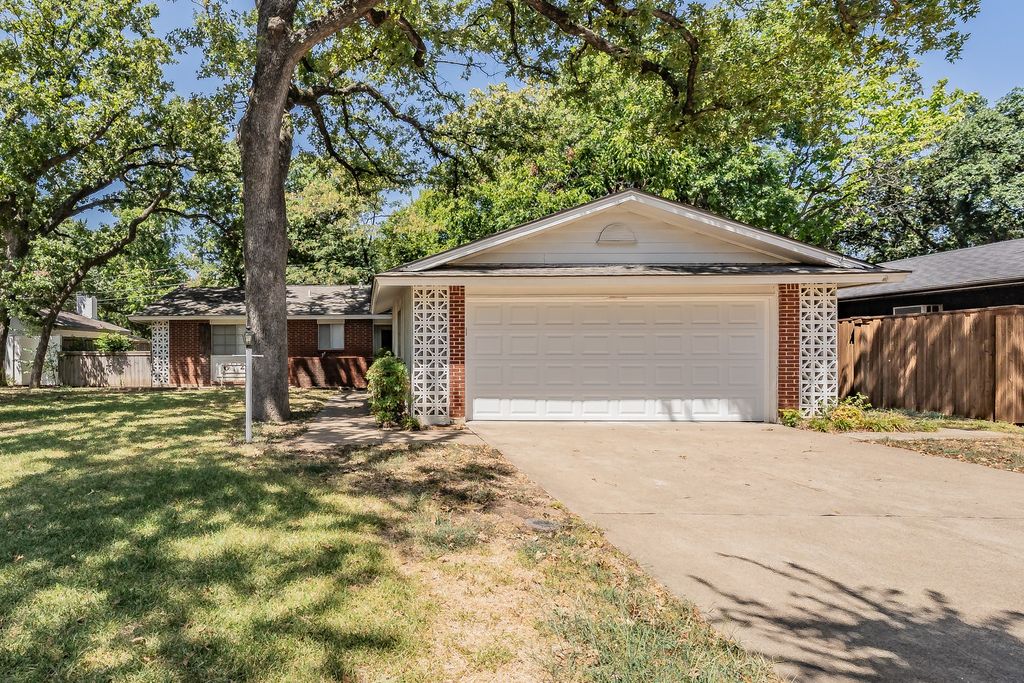 602 Buffalo Drive, Arlington, TX 76013