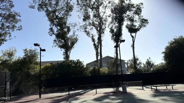882 Barber Lane, Ventura, CA 93003