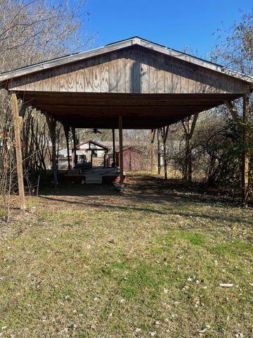 8866 Pearwood, Willis, TX 77318