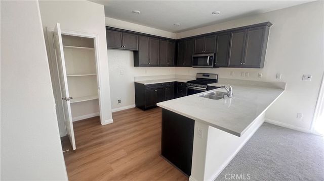 2070 E Bulletin Privado, Ontario, CA 91764