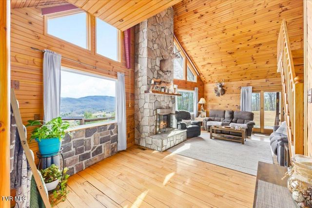 620 Swift Hollow Lane, Mountain City, TN 37683