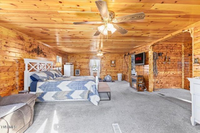 620 Swift Hollow Lane, Mountain City, TN 37683