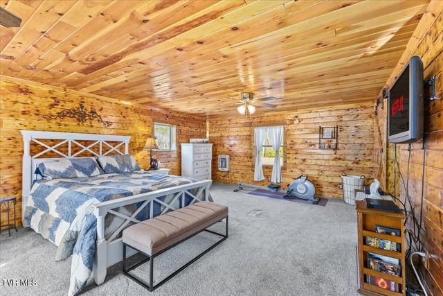 620 Swift Hollow Lane, Mountain City, TN 37683