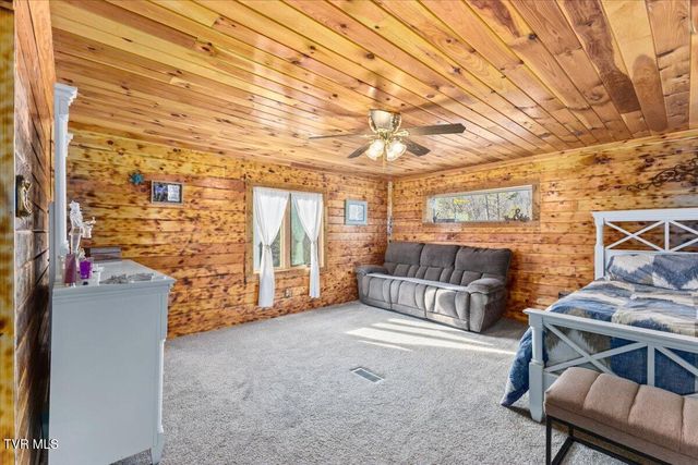 620 Swift Hollow Lane, Mountain City, TN 37683