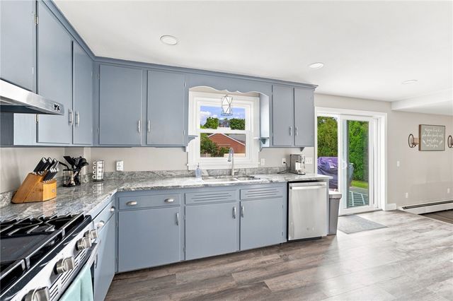 26 Alan Avenue, Cumberland, RI 02864