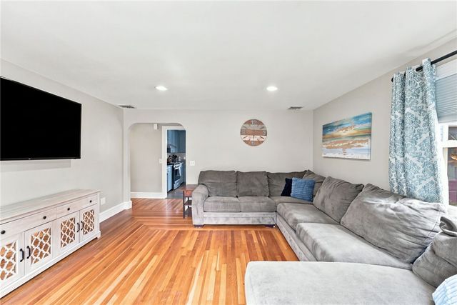 26 Alan Avenue, Cumberland, RI 02864