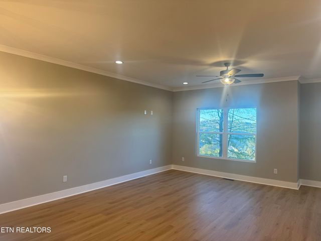 250 Clear Creek Rd, Kodak, TN 37764