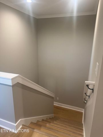 250 Clear Creek Rd, Kodak, TN 37764