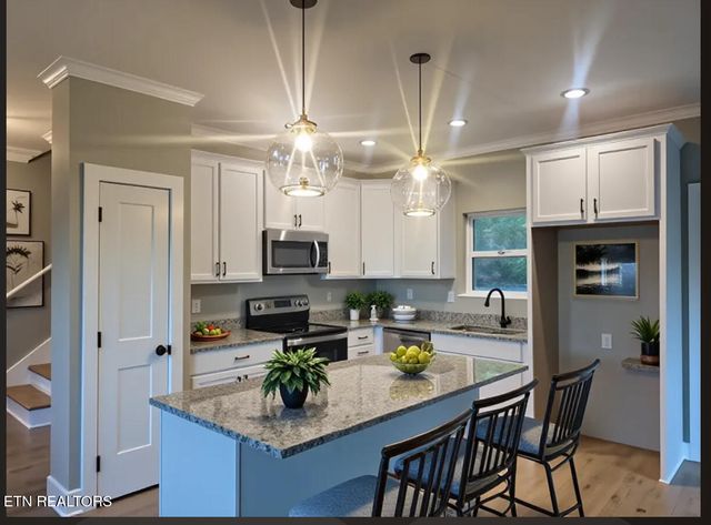 250 Clear Creek Rd, Kodak, TN 37764