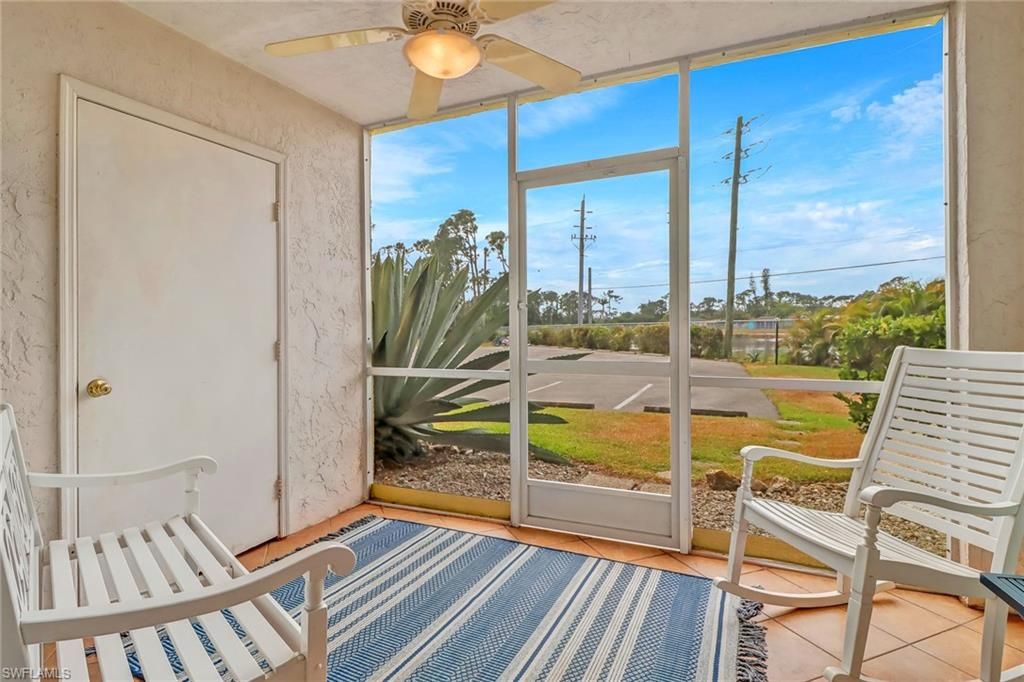 1001 Foxfire LN 109, NAPLES, FL 34104 — photo 5