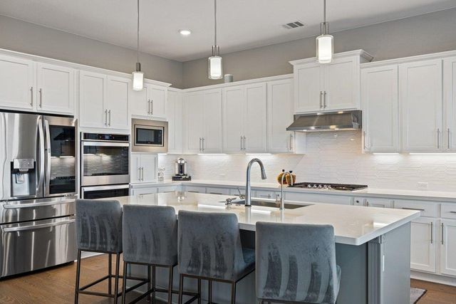 7337 Jument DR, Austin, TX 78738