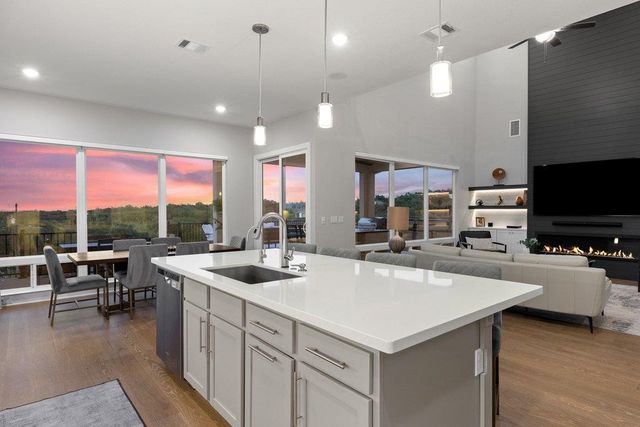 7337 Jument DR, Austin, TX 78738