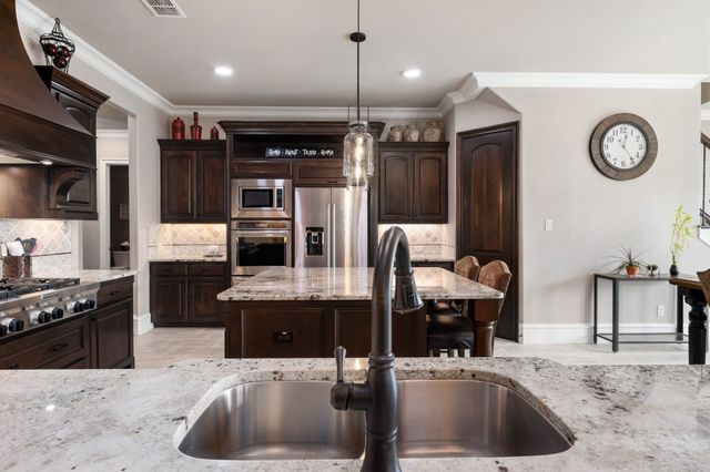 1000 Cliff Creek Drive, Prosper, TX 75078