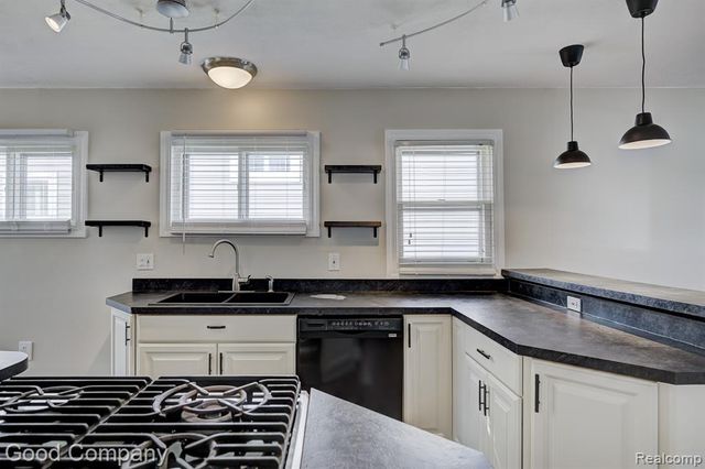 1440 Cole Street, Birmingham, MI 48009