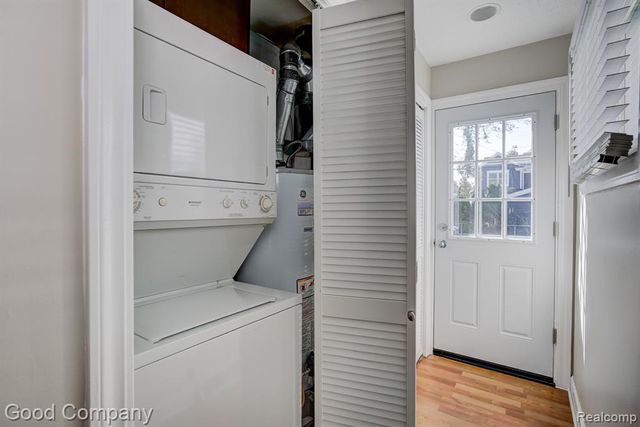 1440 Cole Street, Birmingham, MI 48009