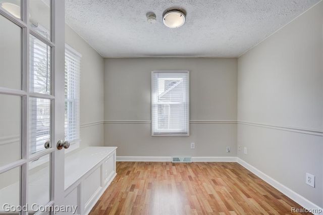 1440 Cole Street, Birmingham, MI 48009