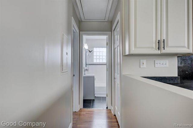 1440 Cole Street, Birmingham, MI 48009