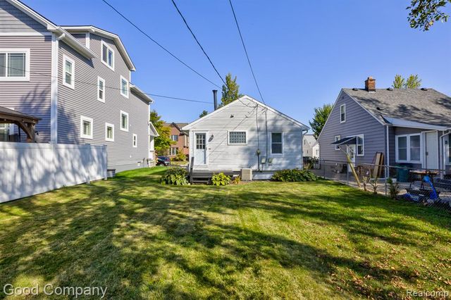 1440 Cole Street, Birmingham, MI 48009