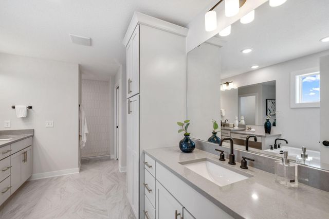 10261 Shadyview Lane N, Maple Grove, MN 55311