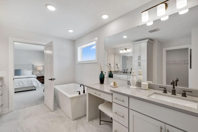 10261 Shadyview Lane N, Maple Grove, MN 55311