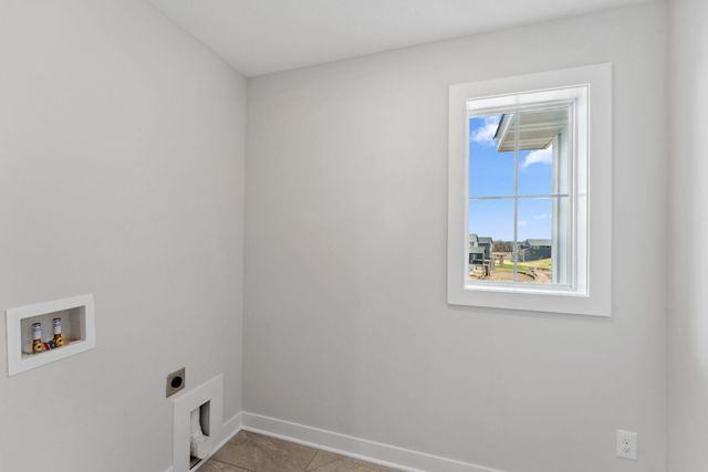 10261 Shadyview Lane N, Maple Grove, MN 55311