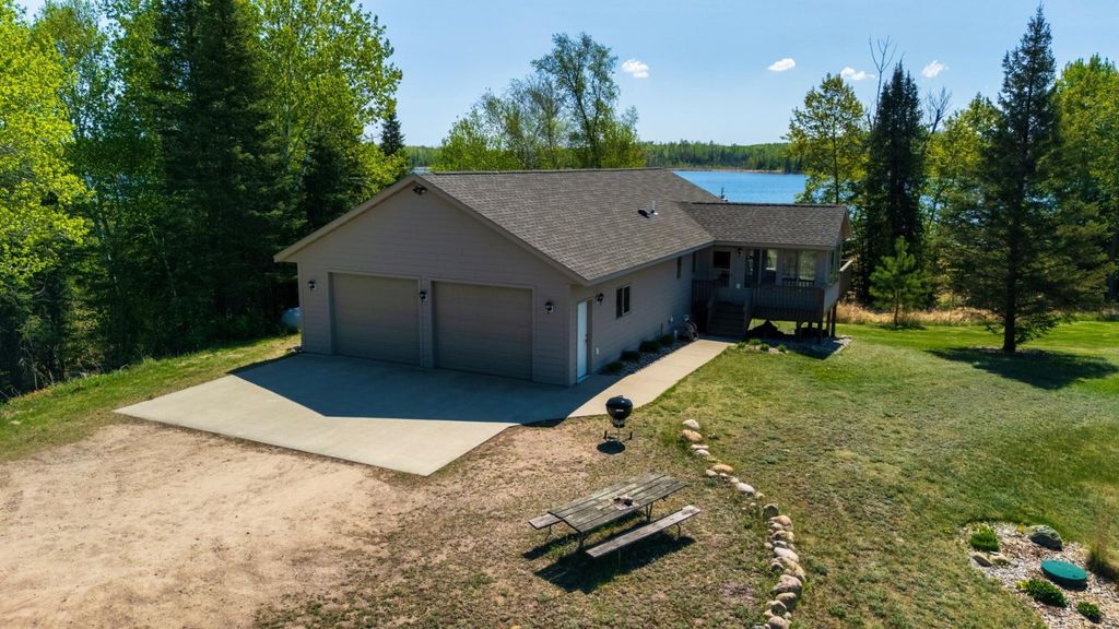 9304 Huckleberry Lane SW, Bemidji, MN 56601