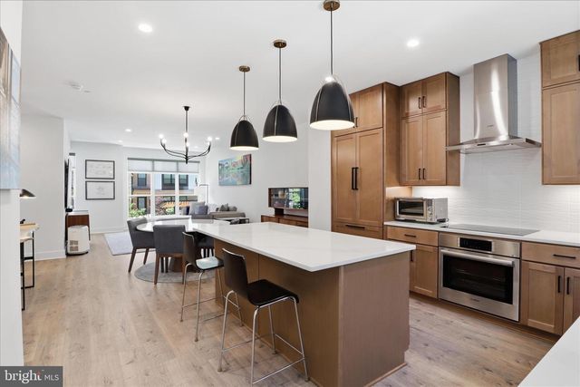 2110 TYSONS RIDGELINE RD, Falls Church, VA 22043