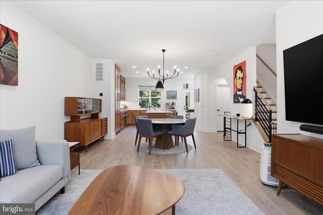2110 TYSONS RIDGELINE RD, Falls Church, VA 22043