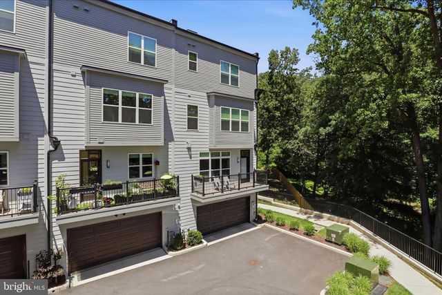 2110 TYSONS RIDGELINE RD, Falls Church, VA 22043