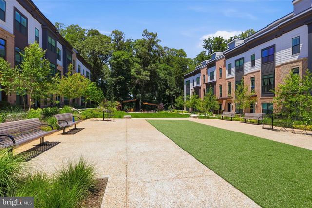 2110 TYSONS RIDGELINE RD, Falls Church, VA 22043