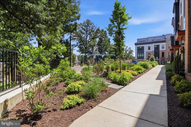 2110 TYSONS RIDGELINE RD, Falls Church, VA 22043