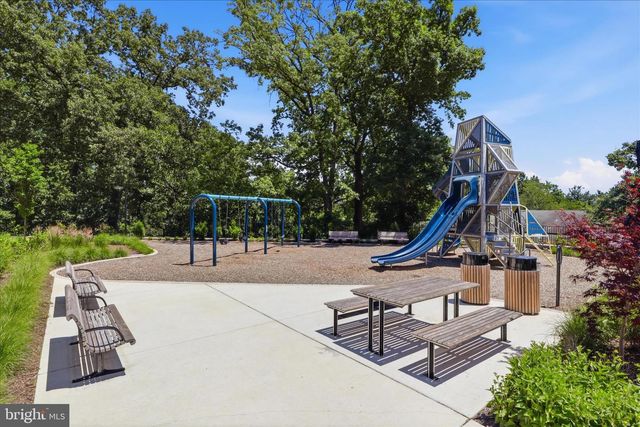 2110 TYSONS RIDGELINE RD, Falls Church, VA 22043