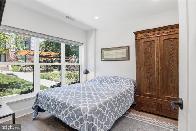 2110 TYSONS RIDGELINE RD, Falls Church, VA 22043