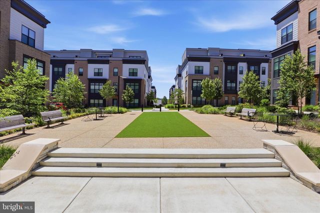 2110 TYSONS RIDGELINE RD, Falls Church, VA 22043