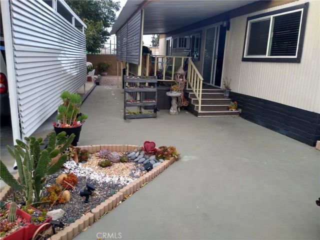 8811 Canoga 120, Canoga Park, CA 91304
