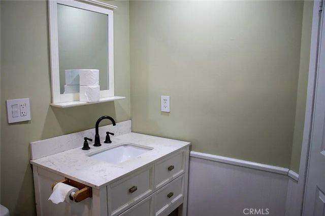 8811 Canoga 120, Canoga Park, CA 91304