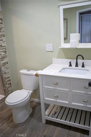 8811 Canoga 120, Canoga Park, CA 91304