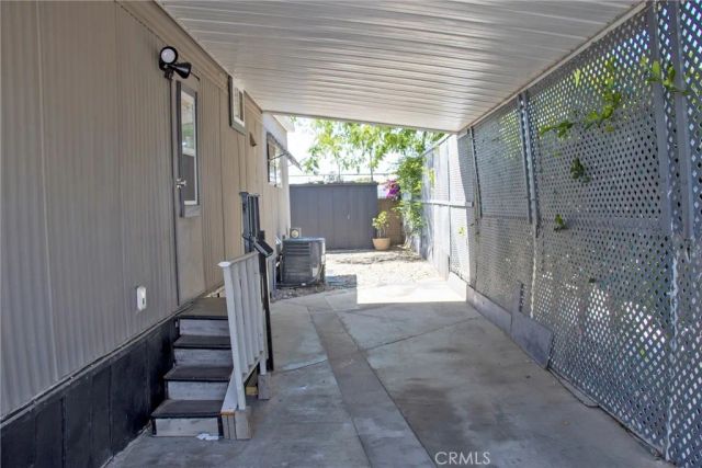 8811 Canoga 120, Canoga Park, CA 91304