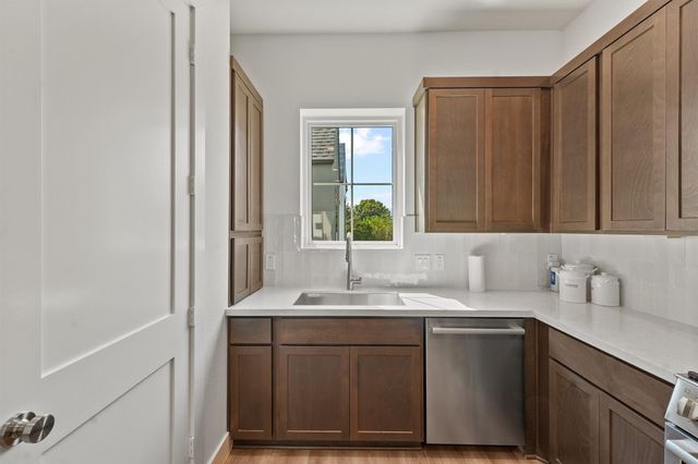 1517 Vermont Street D, Houston, TX 77006