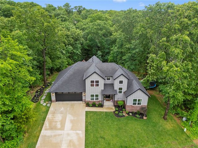 33 Bridlington Drive, Bella Vista, AR 72714