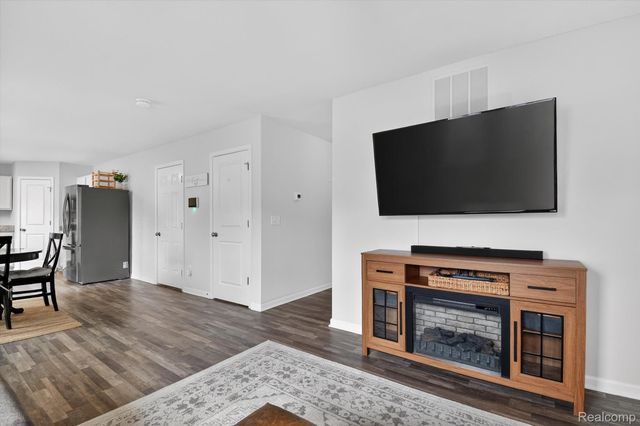 1645 Golfview Drive, Superior Charter Township, MI 48198