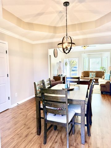 209 Dorchester Dr, White House, TN 37188