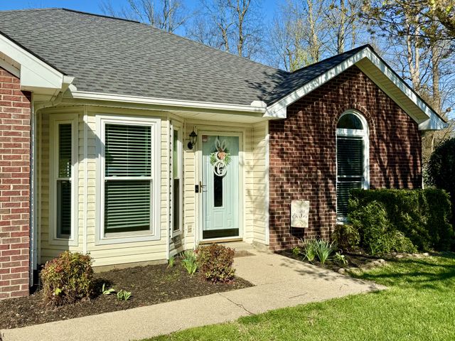 209 Dorchester Dr, White House, TN 37188