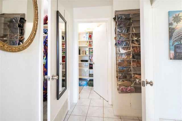 4375 TAHITIAN GARDENS CIRCLE B, Holiday, FL 34691