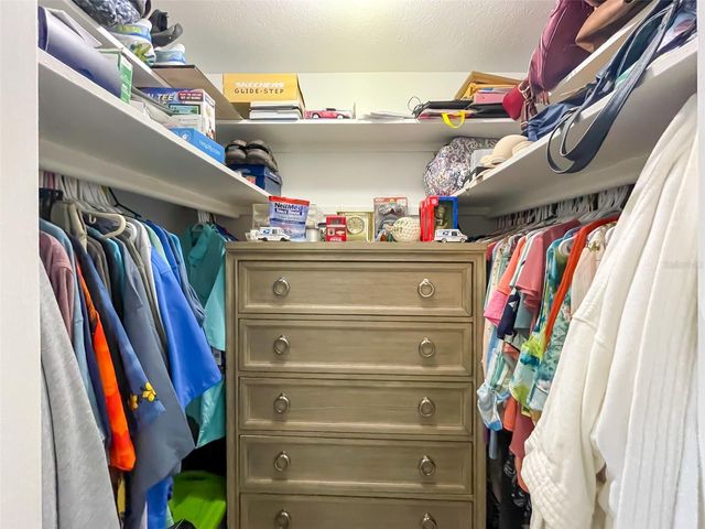 4375 TAHITIAN GARDENS CIRCLE B, Holiday, FL 34691