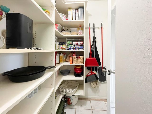 4375 TAHITIAN GARDENS CIRCLE B, Holiday, FL 34691