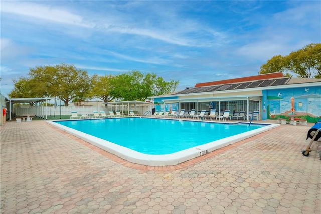 4375 TAHITIAN GARDENS CIRCLE B, Holiday, FL 34691