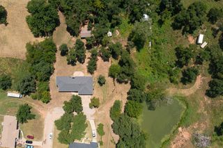 405 Jacqua Lane, Guthrie, OK 73044