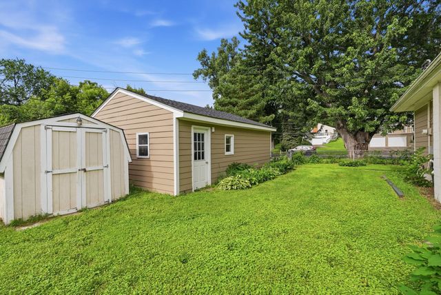 8933 Wally Drive, Golden Valley, MN 55427